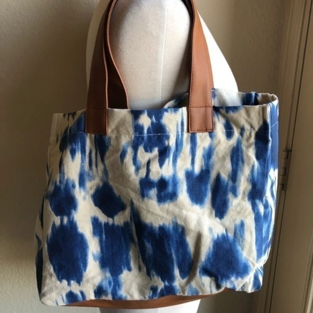 Lu + Elle blue tie dye canvas tote bag